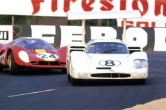 24 heures du Mans 1967 - Chaparral 2F #8 - Pilotes : Bob Johnson / Bruce Jennings - Abandon