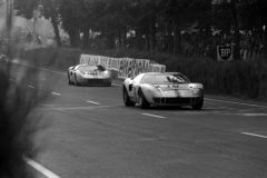 24 heures du Mans 1967 - Ford GT40 #16 - Pilotes : Henri Greder/ Pierre Dumay - Abandon