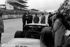 24 heures du Mans 1968 - Ford GT40 #12 - Mike Salmon / Eric Liddell - Abandon