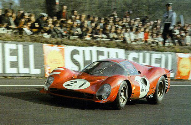 24 heures du Mans 1966 - Ferrari 330 P3- Pilotes : Lorenzo Bandini / Jean Guichet - Abandon