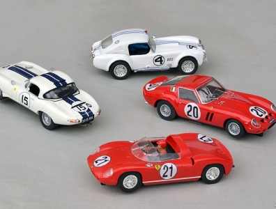Ferrari 250P MRRC, Ferrari 250 GTO Scalextric, Jaguar E Lightweight Revell, AC Cobra Reprotec
