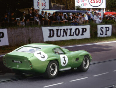24 heures du Mans 1964 - AC Cobra #3 - Pilotes : Peter Bolton / Jack Sears - Abandon