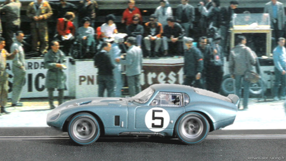 24 heures du Mans 1964 - Shelby Cobra Daytona #5 - Pilotes : Dan Gurney / Bob Bondurant - 4ème
