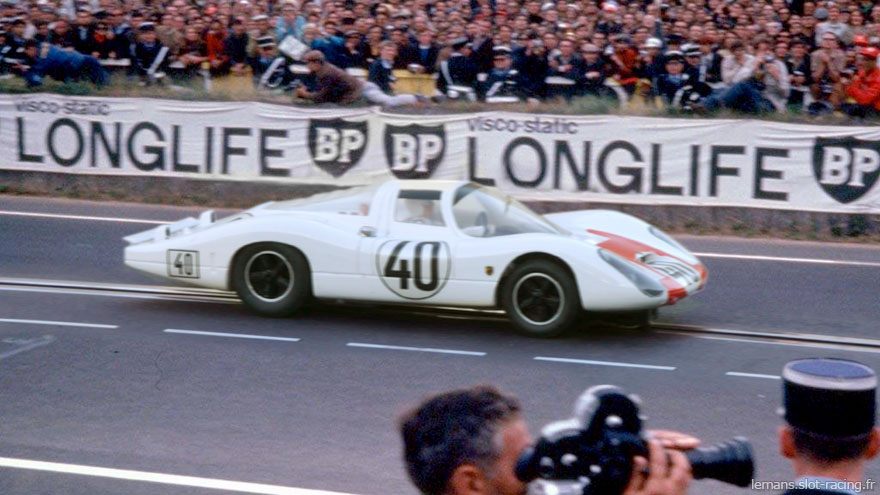 24 heures du Mans 1967 - Porsche 907/6 LH #40 - Pilotes : Gerhard Mitter / Jochen Rindt - Abandon