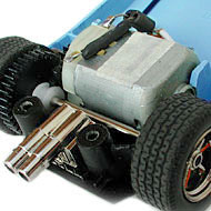 Ford GT40 Scalextric - Le moteur transversal