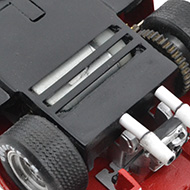 Alfa Romeo 33TT3 Scalextric C103 - Détail du moteur et de la transmission