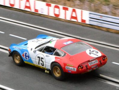 24 heures du Mans 1972 - Ferrari 365 GTB4 #75 - Pilotes : Francois Migault / Daniel Rouveyran - Abandon