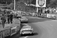 24 heures du Mans 1963 - Ferrari 250 GTO #25 - Pilotes : Pierre Dumay / "Eldé" (Leon Dernier) - 4ème