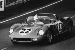 24 heures du Mans 1963 - Ferrari 250P #22 - Pilotes : Umberto Maglioli / Mike Parkes - 3ème