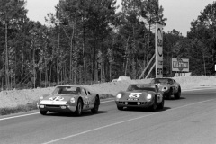 24 heures du Mans 1964 - AC Cobra #3 - Pilotes : Peter Bolton / Jack Sears - Abandon