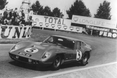 24 heures du Mans 1964 - AC Cobra #3 - Pilotes : Peter Bolton / Jack Sears - Abandon