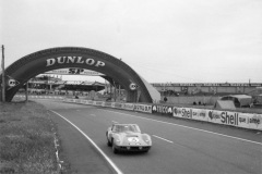 24 heures du Mans 1964 - AC Cobra #3 - Pilotes : Peter Bolton / Jack Sears - Abandon