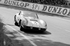 24 heures du Mans 1964 - AC Cobra #3 - Pilotes : Peter Bolton / Jack Sears - Abandon