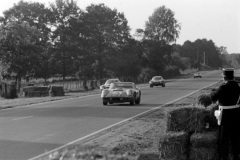 24 heures du Mans 1964 - AC Cobra #3 - Pilotes : Peter Bolton / Jack Sears - Abandon