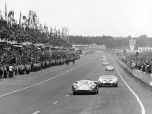 24 heures du Mans 1966 - Ford GT40 #60 - Pilotes : Jacky Ickx / Jochen Neerpasch - Abandon