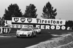 24 heures du Mans 1967 - Ford MkIIB #6 - Pilotes : Jo Schlesser / Guy Ligier - Abandon