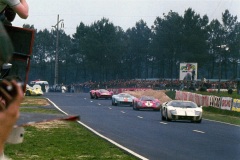 24 heures du Mans 1967 - Ford MkIIB #6 - Pilotes : Jo Schlesser / Guy Ligier - Abandon