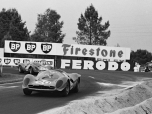 24 heures du Mans 1967 - Ferrari 330P4 #20 - Pilotes : Chris Amon / Nino Vaccarella - Abandon