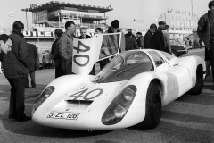 24 heures du Mans 1967 - Porsche 907/6 LH #40 - Pilotes : Gerhard Mitter / Jochen Rindt - Abandon