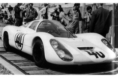 24 heures du Mans 1967 - Porsche 907/6 LH #40 - Pilotes : Gerhard Mitter / Jochen Rindt - Abandon