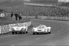 24 heures du Mans 1967 - Porsche 907/6 LH #40 - Pilotes : Gerhard Mitter / Jochen Rindt - Abandon