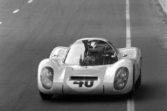 24 heures du Mans 1967 - Porsche 907/6 LH #40 - Pilotes : Gerhard Mitter / Jochen Rindt - Abandon