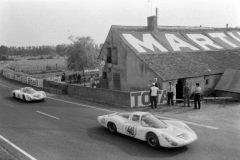 24 heures du Mans 1967 - Porsche 907/6 LH #40 - Pilotes : Gerhard Mitter / Jochen Rindt - Abandon