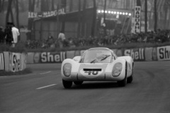 24 heures du Mans 1967 - Porsche 907/6 LH #40 - Pilotes : Gerhard Mitter / Jochen Rindt - Abandon