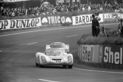 24 heures du Mans 1967 - Porsche 907/6 LH #40 - Pilotes : Gerhard Mitter / Jochen Rindt - Abandon