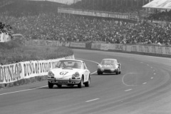 24 heures du Mans 1967 - Porsche 911 #67 - Pilotes : Pierre Boutin / Patrice Sanson - Disqualification