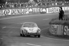 24 heures du Mans 1967 - Porsche 911 #67 - Pilotes : Pierre Boutin / Patrice Sanson - Disqualification