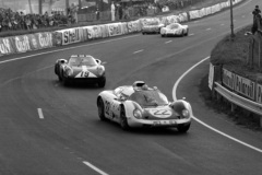 24 heures du Mans 1968 - Ferrari 250LM #19 - Pilotes : Paul Vestey / Roy Pike - Abandon