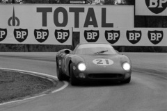 24 heures du Mans 1968 - Ferrari 250 LM#21 - Pilotes : David Piper / Richard Attwood - 7ème