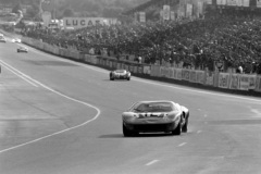 24 heures du Mans 1968 - Ford GT40 #12 - Mike Salmon / Eric Liddell - Abandon