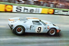 24 heures du Mans 1968 - Ford GT40 #9 - Pilotes : Pedro Rodriguez / Lucien Bianchi - 1er68-7