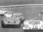 24 heures du Mans 1969 - Ford GT40 #8 - Pilotes : Peter Sadler / Paul Vestey - Abandon
