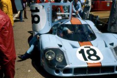 24 heures du Mans 1971 - Porsche 917 #17- Pilotes :Pedro Rodriguez / Jackie Oliver - Abandon