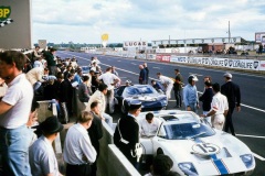 24 heures du Mans 1965 - Ford GT40 #15 - Pilotes : Guy Ligier/ Maurice Trintignant - Abandon