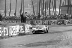 24 heures du Mans 1965 - Ford GT40 #15 - Pilotes : Guy Ligier/ Maurice Trintignant - Abandon