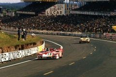 24 heures du Mans 1972 - Alfa Romeo 33TT3 #18 - Pilotes : Andrea De Adamich / Nino Vaccarella - 4ème