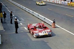 24 heures du Mans 1972 - Alfa Romeo 33TT3 #18 - Pilotes : Andrea De Adamich / Nino Vaccarella - 4ème